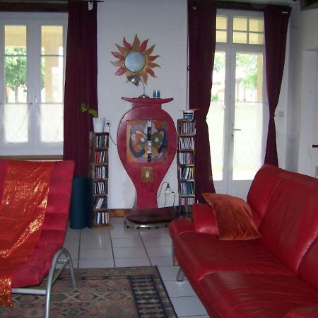 Grande Maison Atypique Le Burgaud Buitenkant foto
