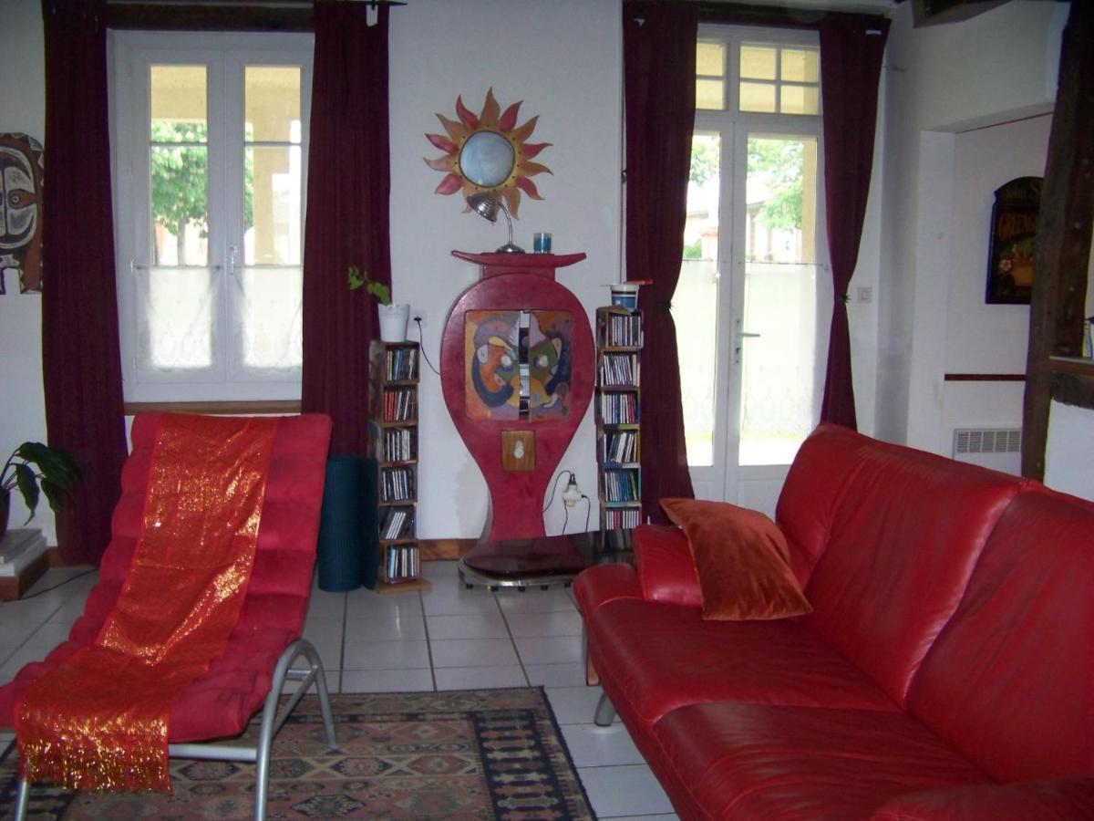 Grande Maison Atypique Le Burgaud Buitenkant foto